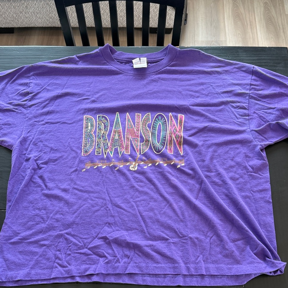 Vintage 90’s Branson Purple Graphic T-Shirt